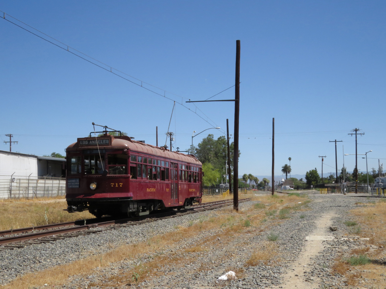 Перрис, Brill "Hollywood car" № 717; Перрис — Трамвайные линии и инфраструктура