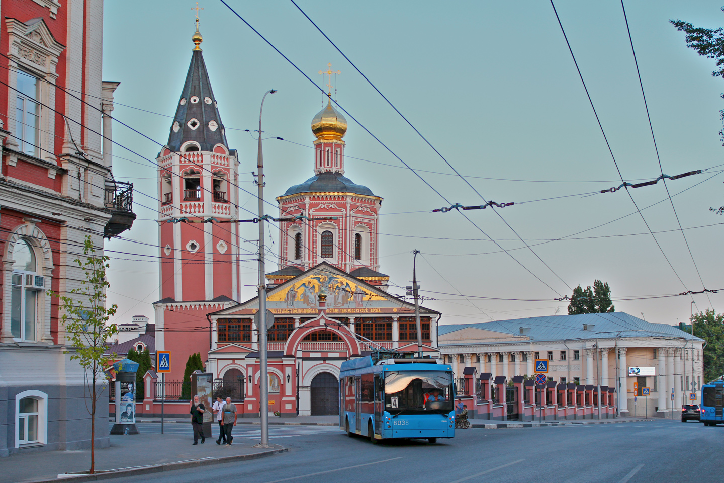 Саратов, Тролза-5265.00 «Мегаполис» № 8038; Саратов — Конечные станции и разворотные кольца