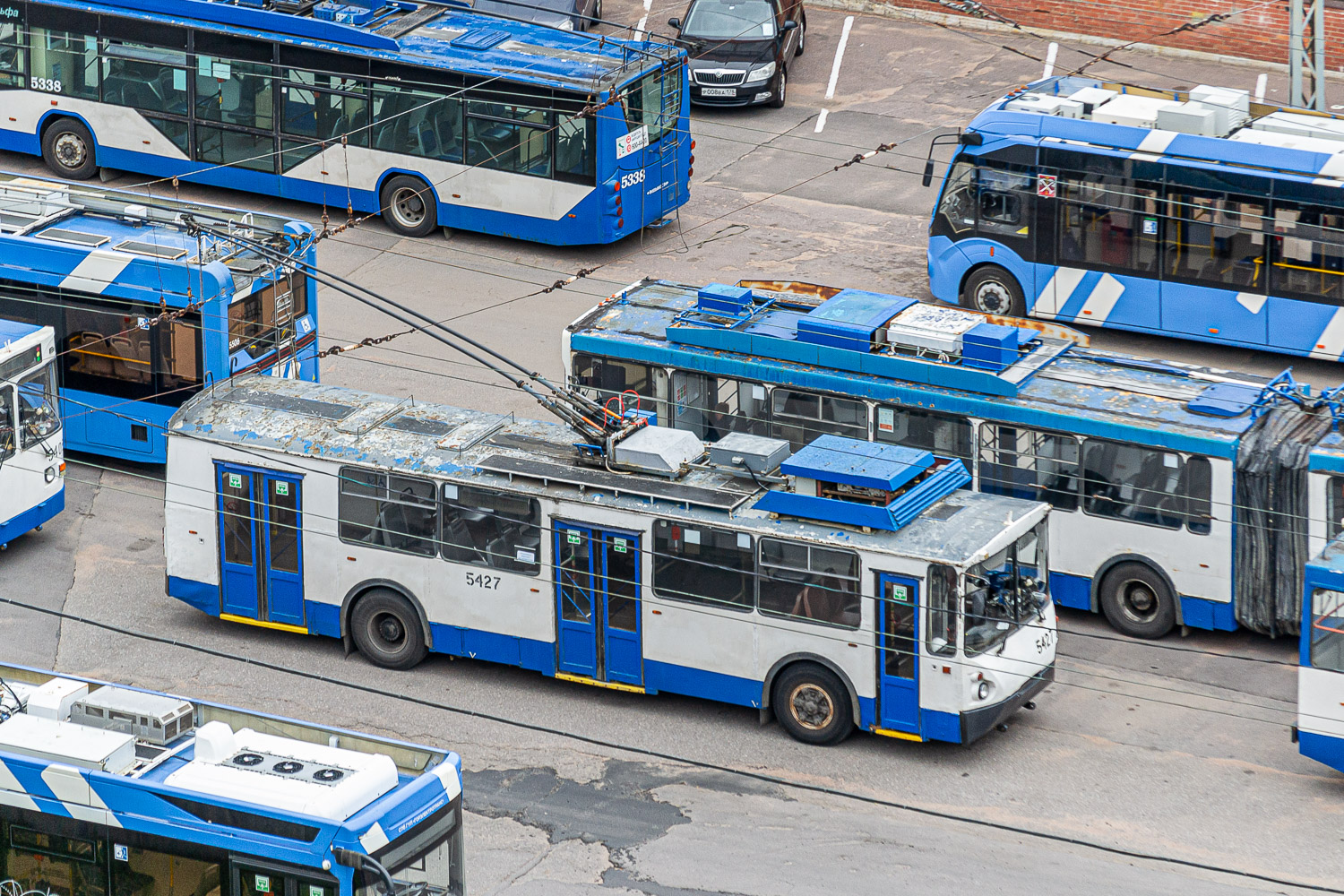 Pietari, VZTM-5284.02 # 5427; Pietari — Joint tramway-trolleybus depot