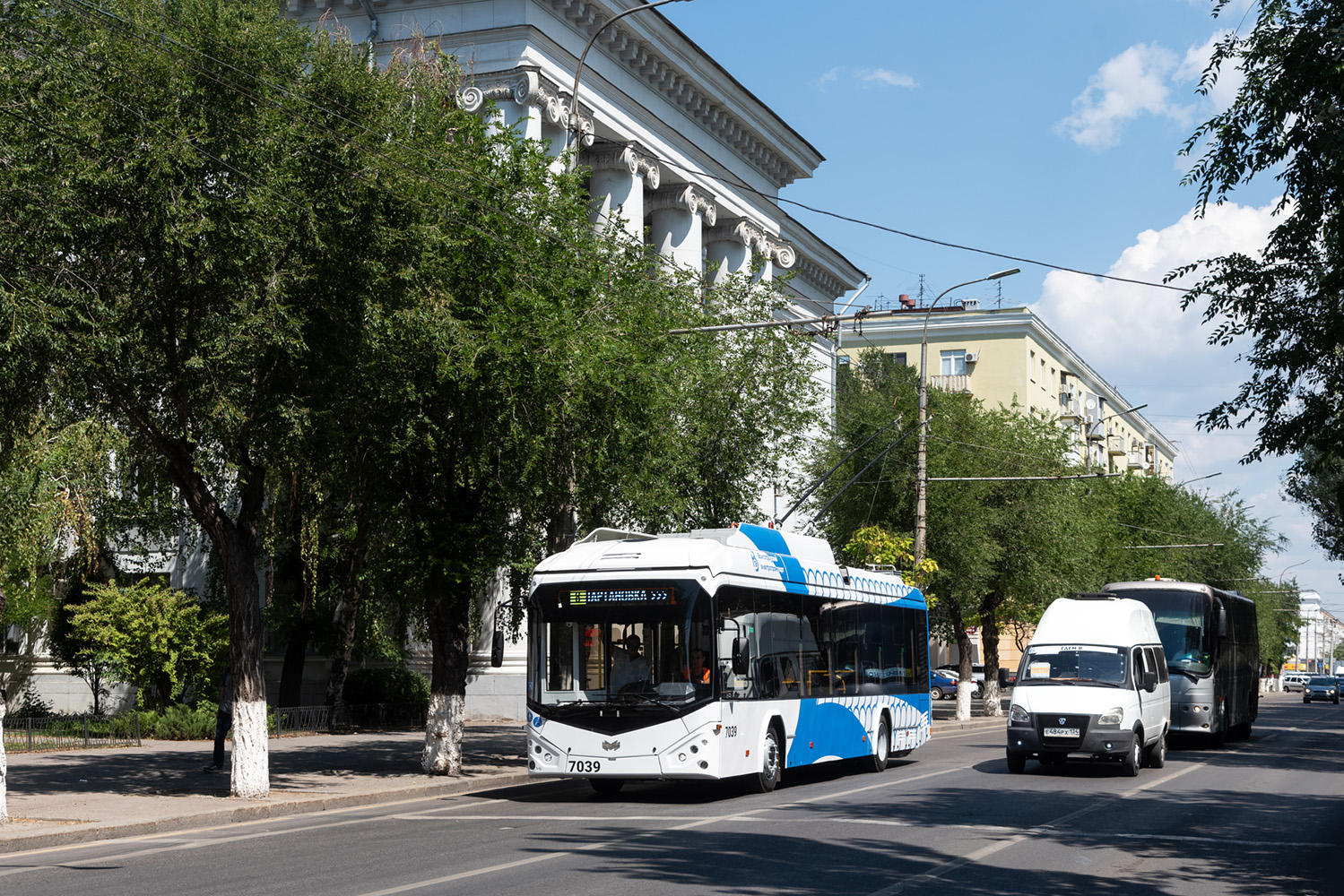 Валгаград, БКМ 32100D № 7039