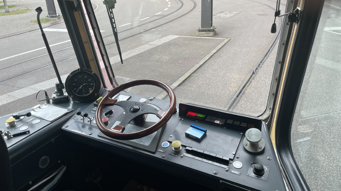 Цюрих, SWP/SIG/ABB Be 4/8 "Tram 2000 Sänfte" № 2099