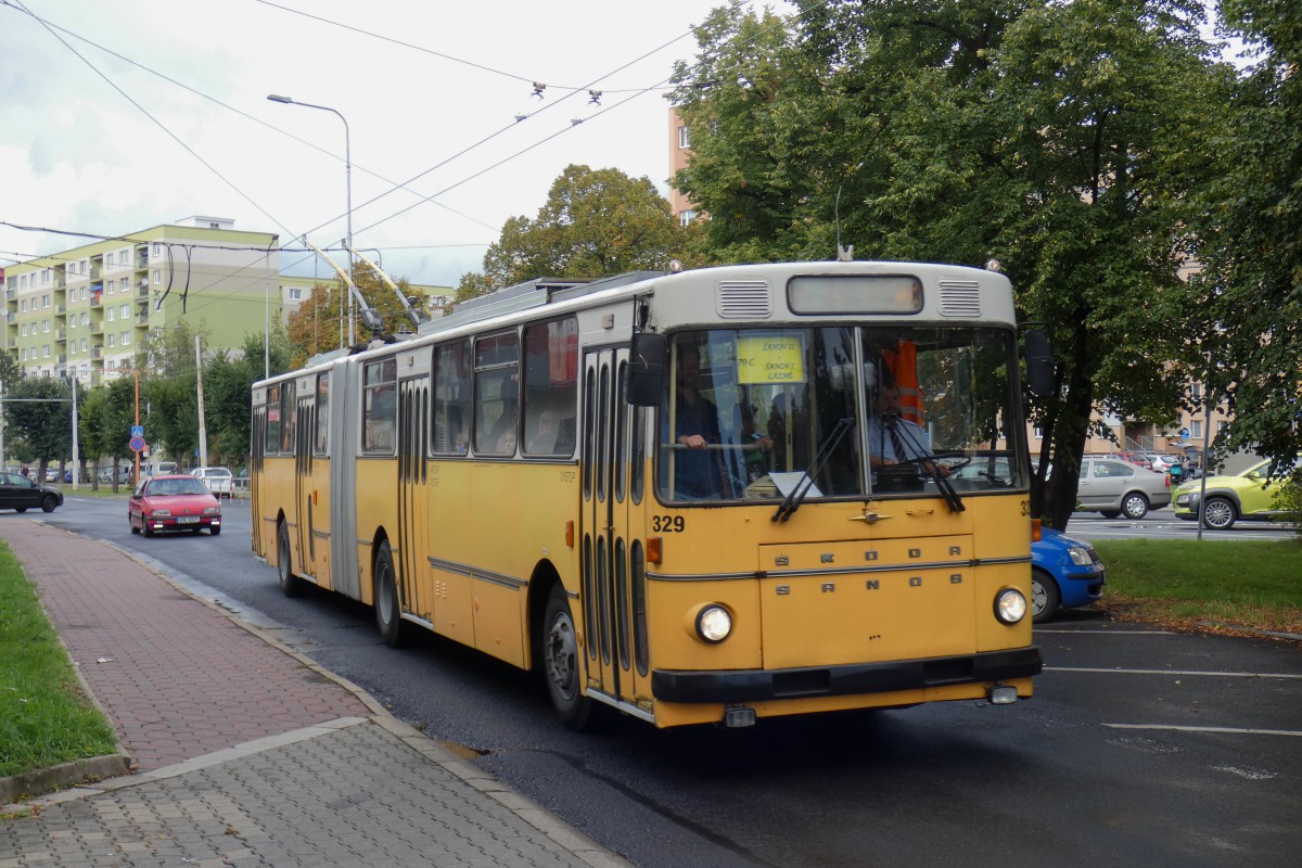 Пардубице, Sanos-Škoda S200Tr № 329; Теплице — Троллейбусы других городов; Теплице — Юбилей: 70 лет Теплицкому троллейбусу (10.09.2022)