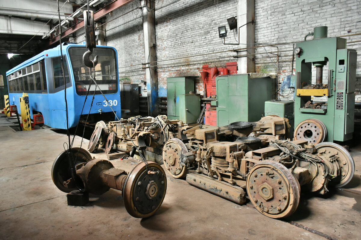 Vladivostok, 71-619K Nr 330; Vladivostok — Trams' Maintenance and Parts