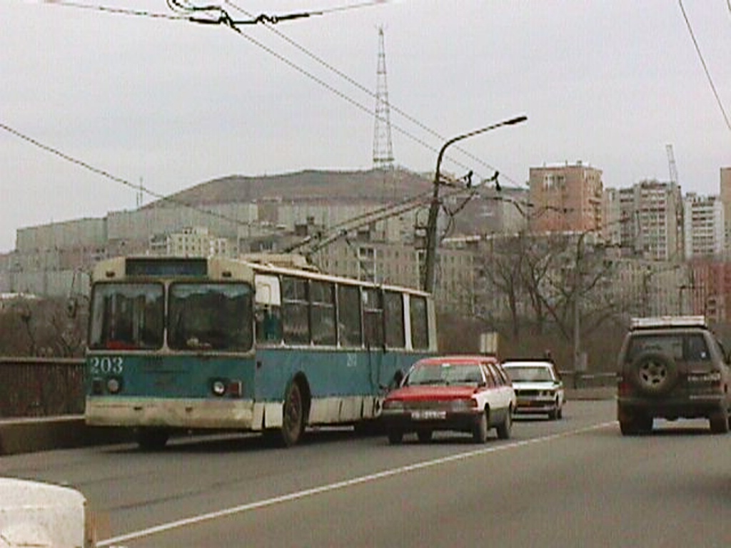 Владивосток, ЗиУ-682Г [Г00] № 203