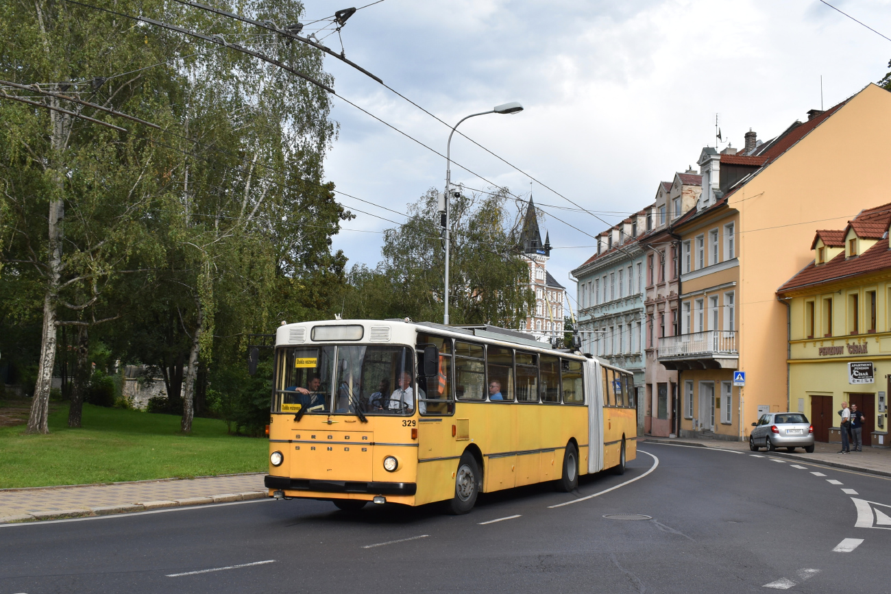 Пардубице, Sanos-Škoda S200Tr № 329; Теплице — Троллейбусы других городов; Теплице — Юбилей: 70 лет Теплицкому троллейбусу (10.09.2022)
