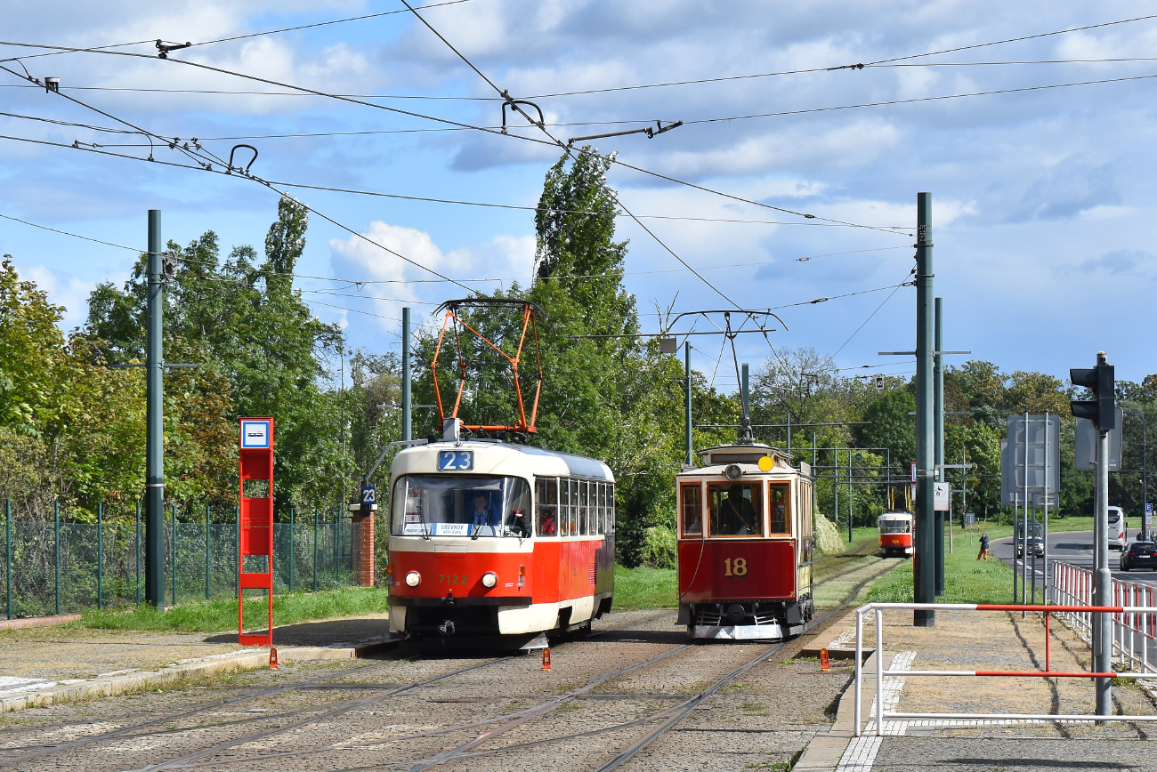 Прага, Tatra T3SUCS № 7122; Прага, Двухосный моторный Křižík № 18; Прага — Поездка на пльзеньском трамвае Кржижик и Брожик в Праге