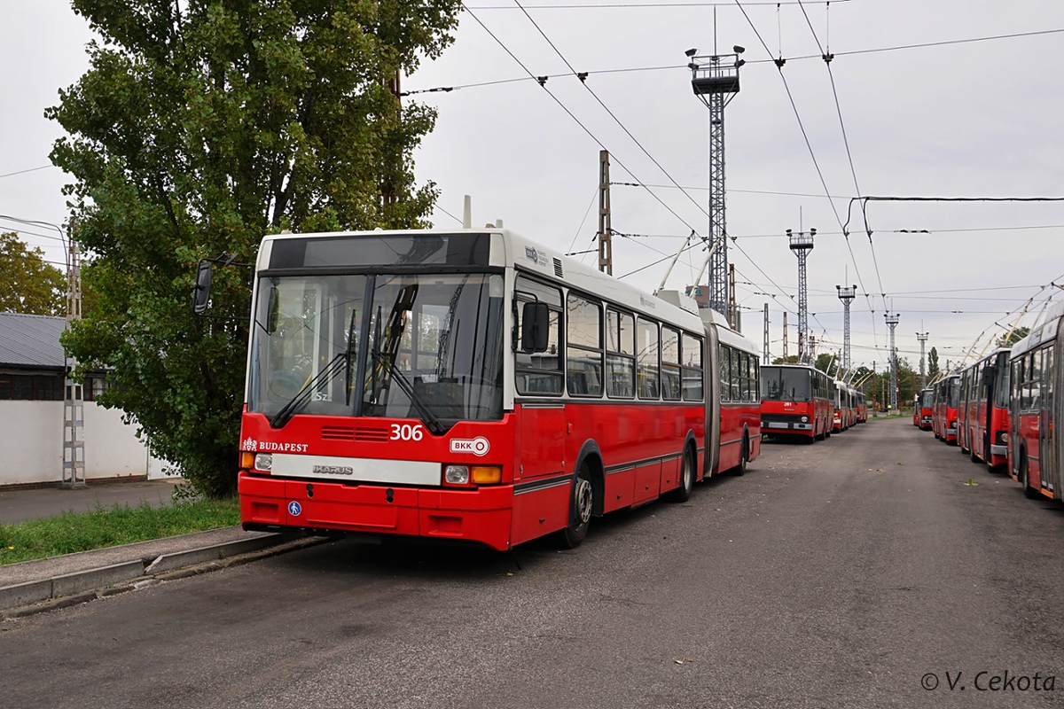 Будапешт, Ikarus 435.81M № 306; Будапешт — Троллейбусный парк