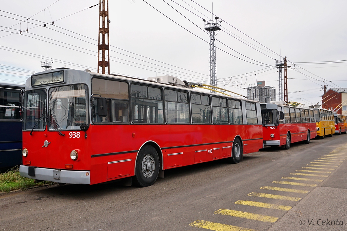 Будапешт, ЗиУ-682УВ № 938; Будапешт — Троллейбусный парк