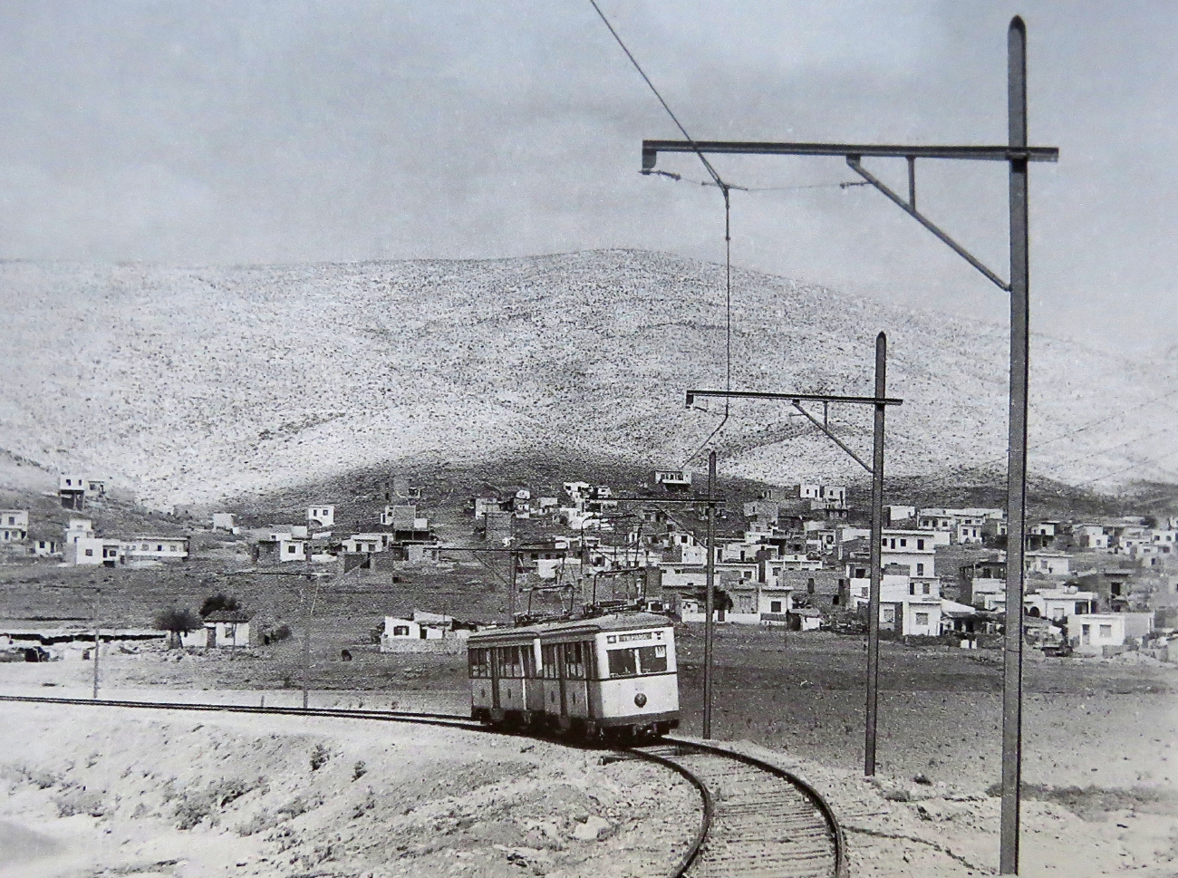 Athens — Tram — Piraeus–Perama interurban line