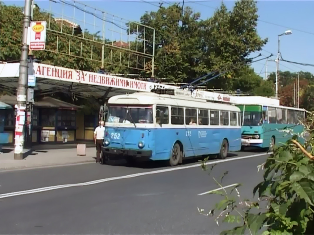 Пловдив, Škoda 9TrHT28 № 252; Пловдив — Исторически снимки — Тролейбуси • Исторические фотографии — Троллейбусов