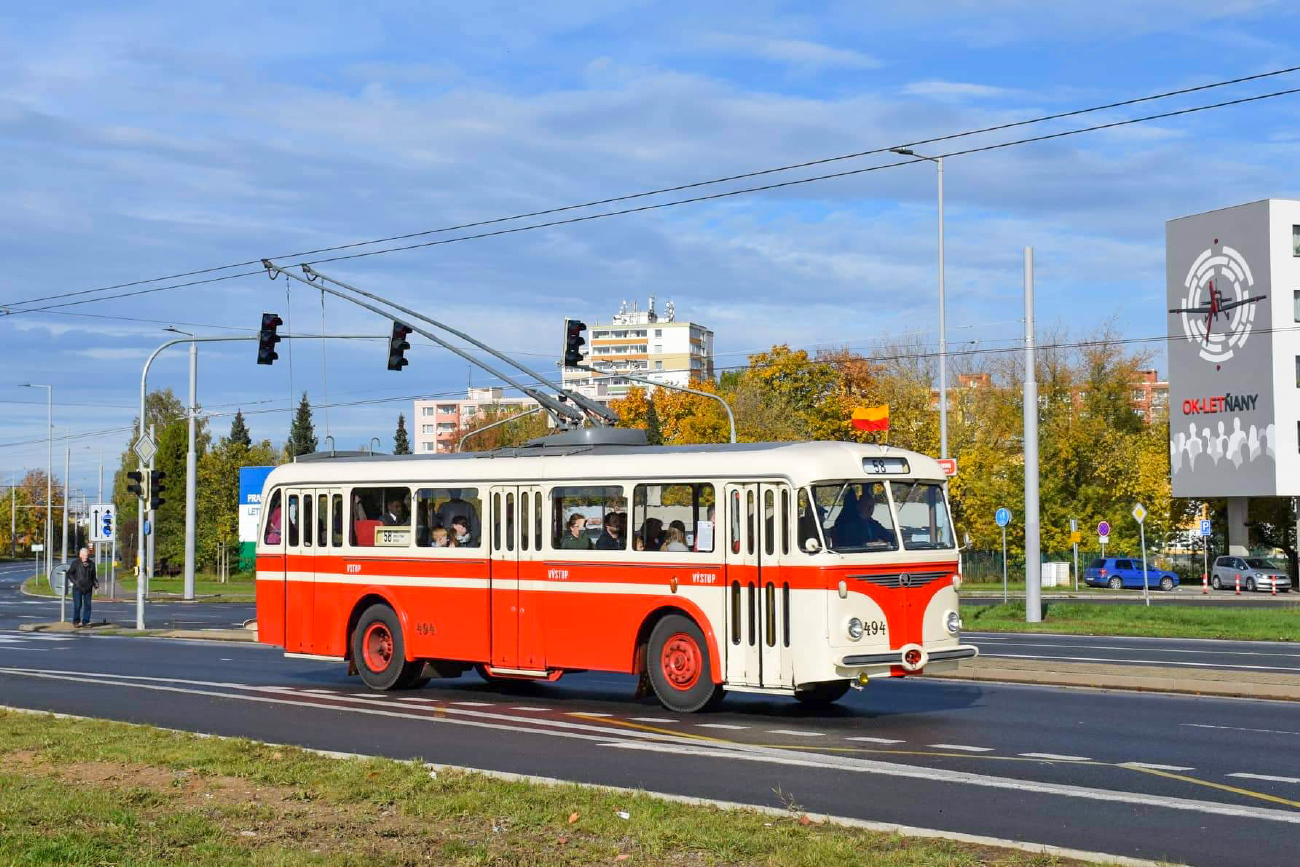 Прага, Škoda 8Tr9 № 494; Прага — 50 лет спустя – покатушки на троллейбусах и начало регулярной эксплуатации 58 маршрута