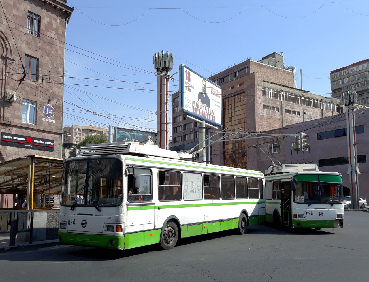 Ереван троллейбус. ЛИАЗ 5280 ВЗТМ. Ереван троллейбус ЛИАЗ. ЛИАЗ Ереван.