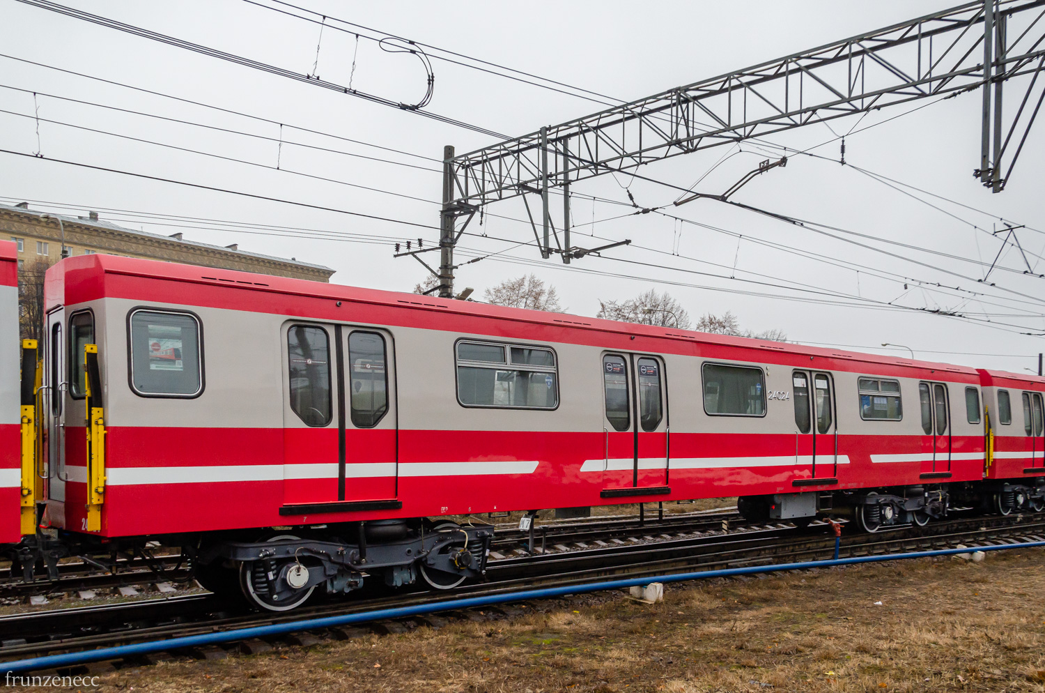 Saint-Petersburg, 81-724.1 (MVM) # 24024; Saint-Petersburg — Metro — Transport of subway cars by railway