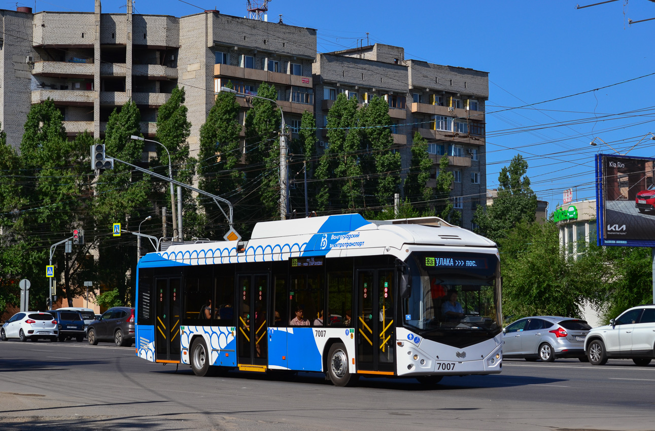 Троллейбусы 2022. БКМ 32100d. Троллейбус БКМ 32100d Волгоград. Кабина троллейбуса БКМ 32100d. Волгоградский электротранспорт.