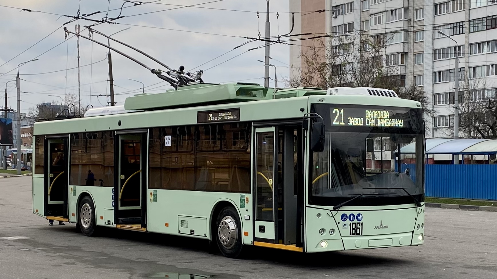 3 троллейбус гомель. МАЗ 203 троллейбус. МАЗ 103 троллейбус. Новый троллейбус МАЗ 203т.