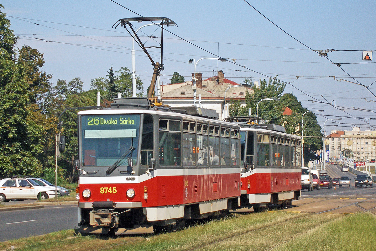 Прага, Tatra T6A5 № 8745