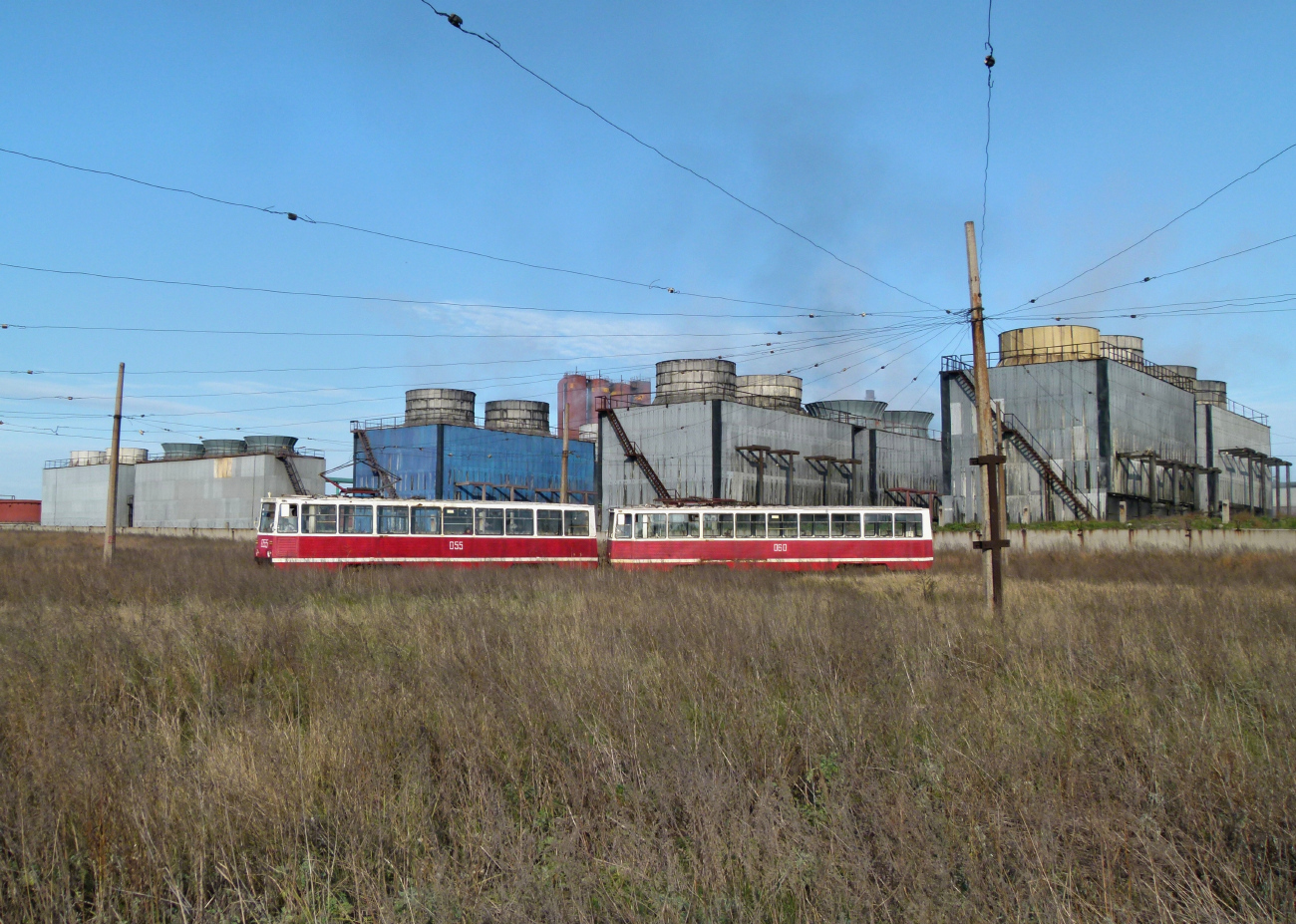 Avdiivka, 71-605 (KTM-5M3) č. 055; Avdiivka, 71-605 (KTM-5M3) č. 060; Avdiivka — 13.11.2012 — Fantrip with EMU 055+060; Avdiivka — Lines and Infrastructure