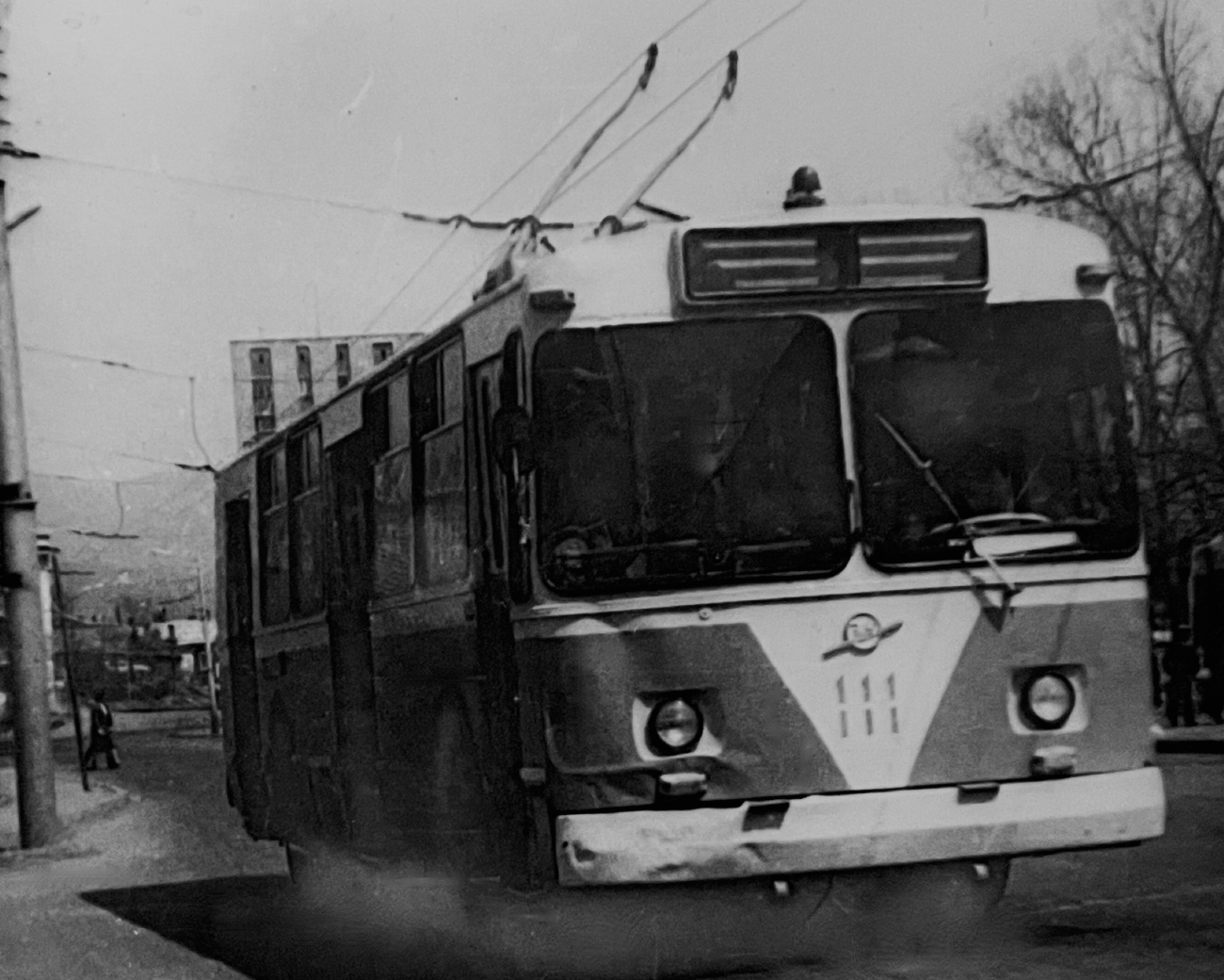 Wladiwostok, ZiU-682V Nr. 111