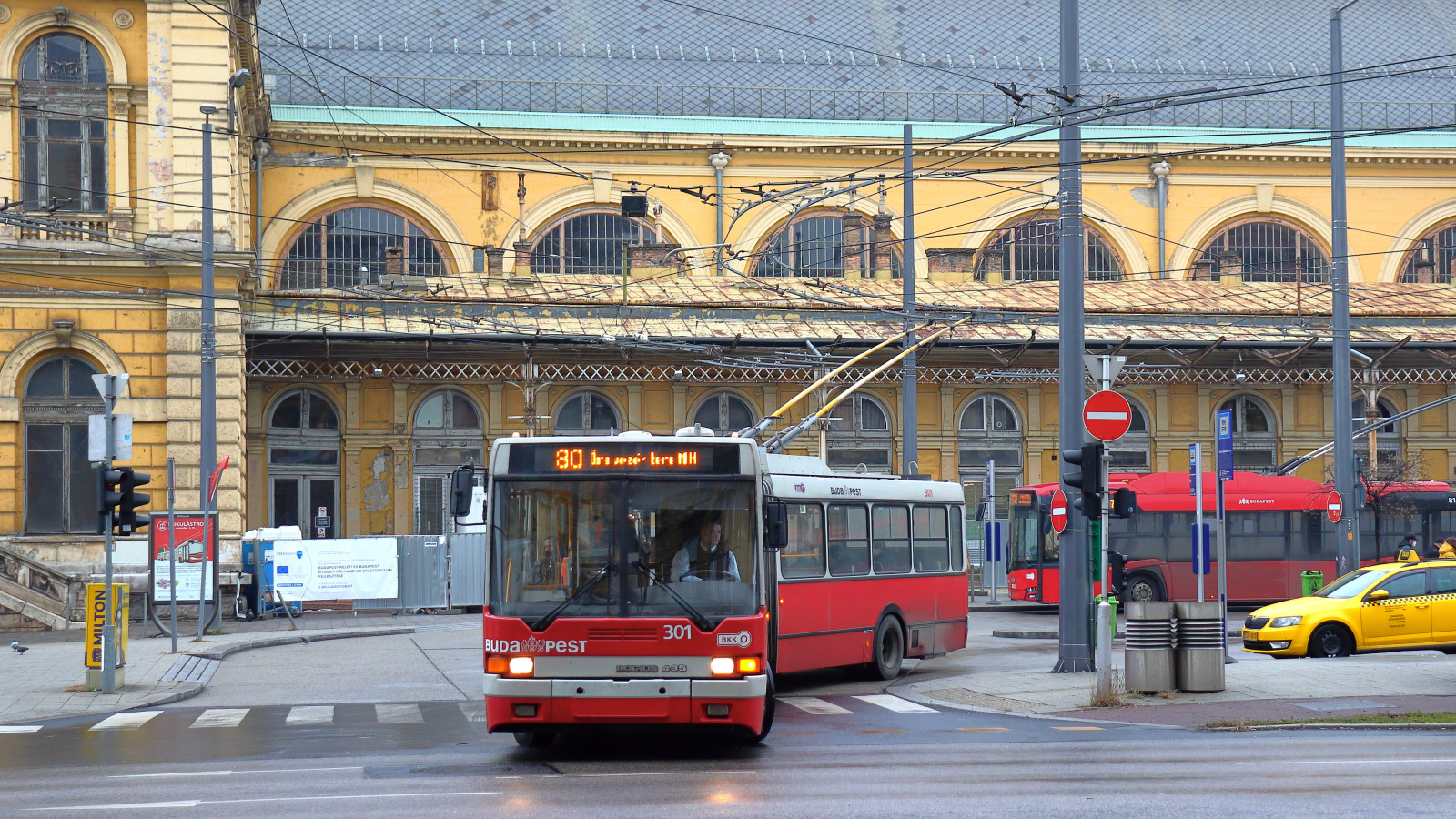 Budapest, Ikarus 435.81M — 301