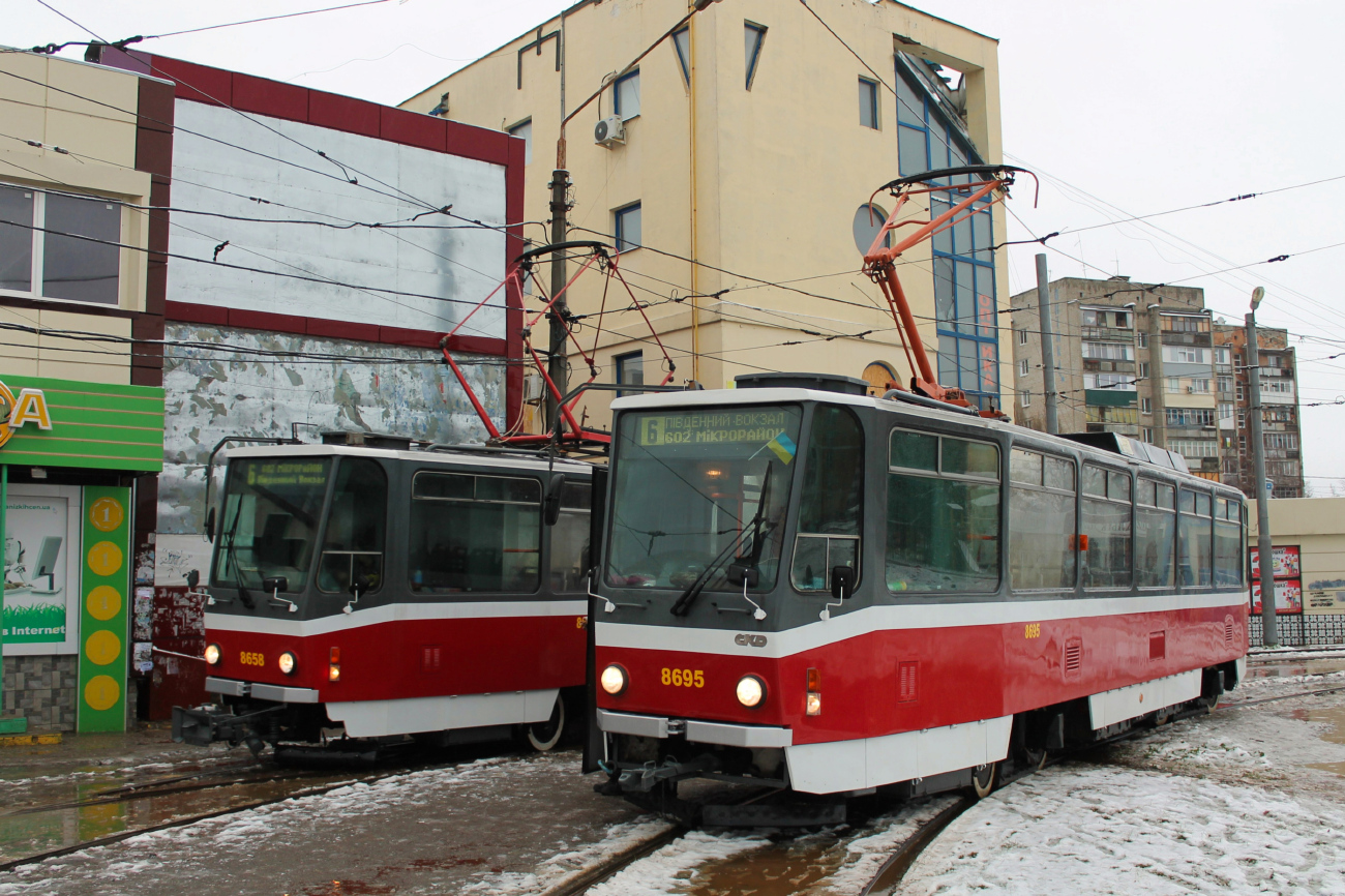 Харьков, Tatra T6A5 № 8695