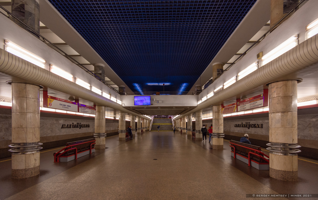 метро автозаводская