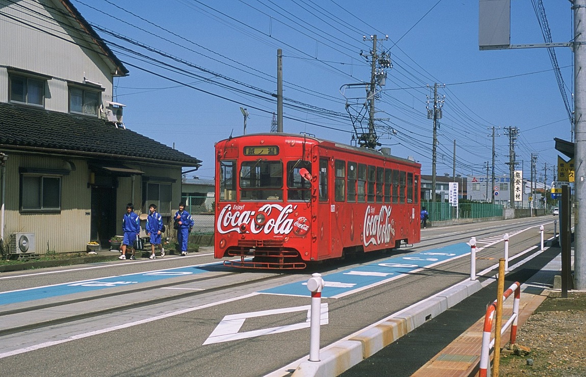 Такаока, Nippon Sharyō № 7075; Такаока — Трамвайная линия и инфраструктура