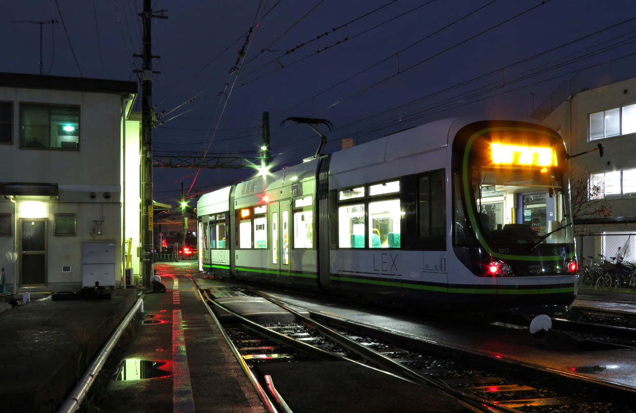 Хиросима, Hiroshima 1000 series (Green Mover Lex) № 1012; Хиросима — Трамвайное депо Eba