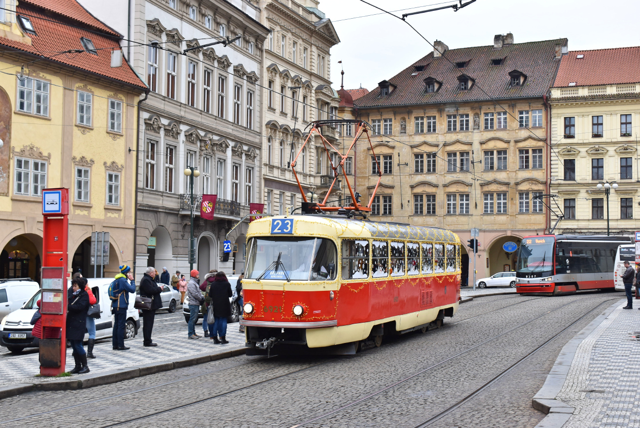 Prága, Tatra T3 — 6921; Prága — Christmas tram