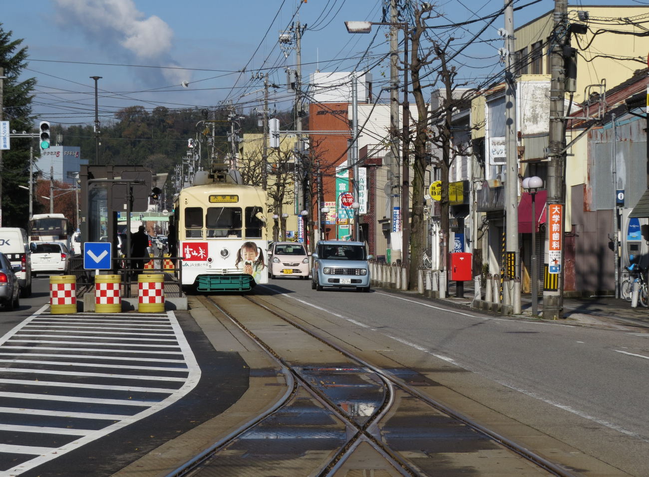 Тояма, Nippon Sharyō № 7015; Тояма — Трамвайные линии и инфраструктура (Centram)