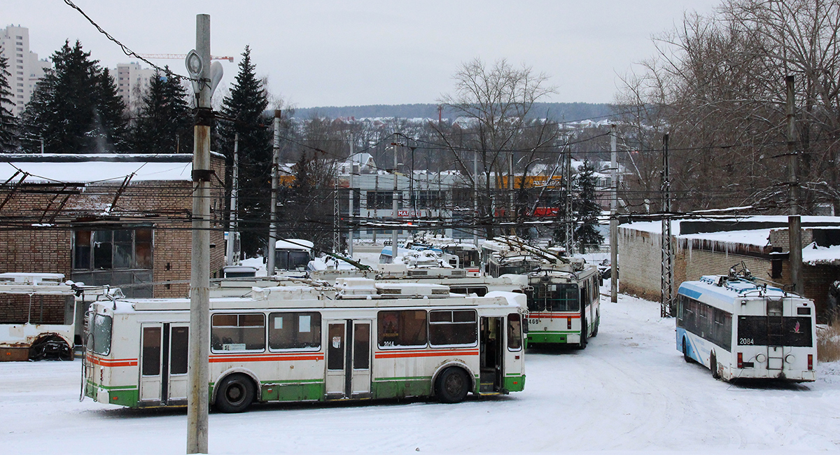 Penza, ZiU-682G-016.02 № 2014; Penza, BKM 321 № 2084; Penza — Trolleybus Depots