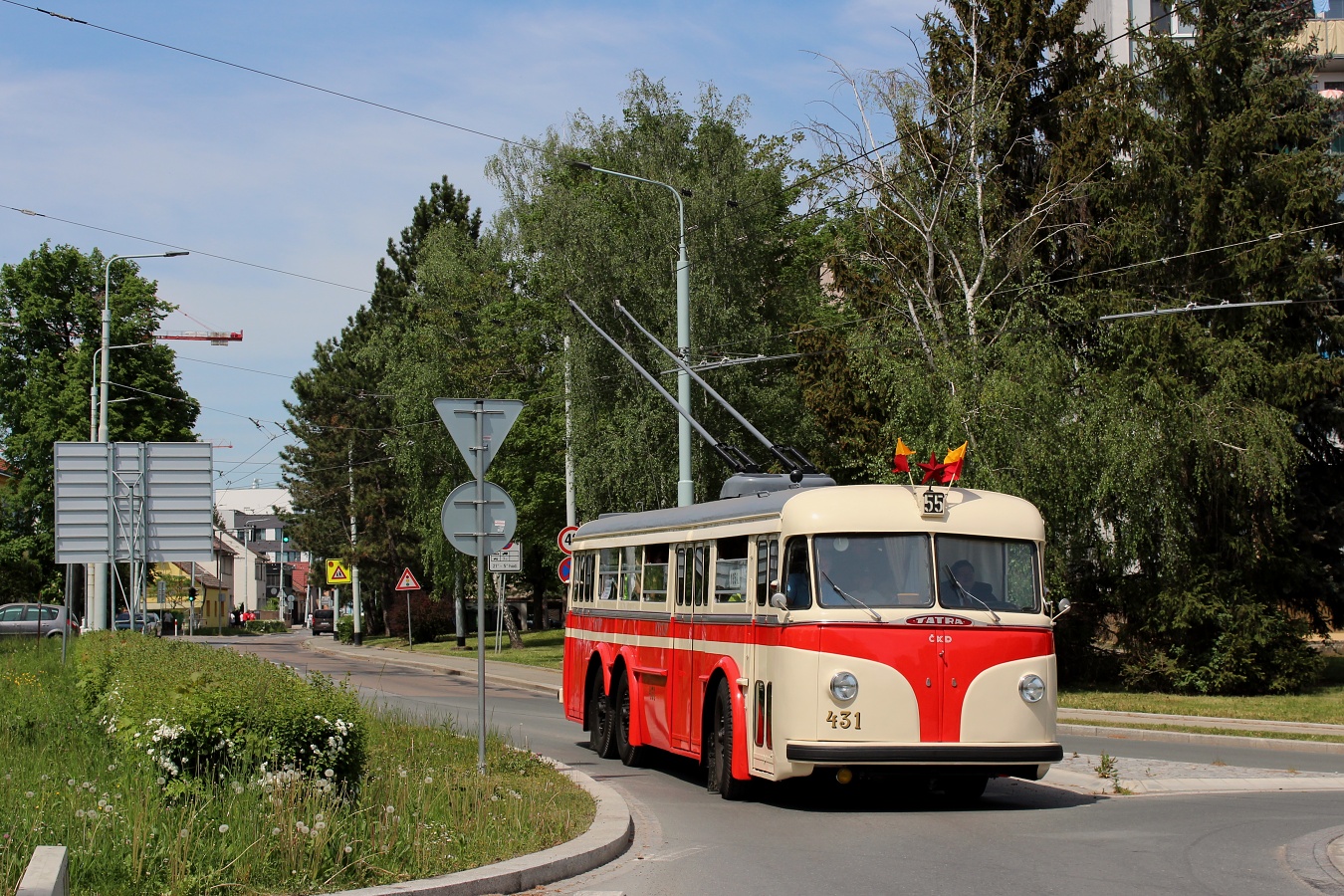 Прага, Tatra T400 III.B № 431; Пардубице — Празднование 70-летия троллейбусного движения в Пардубице