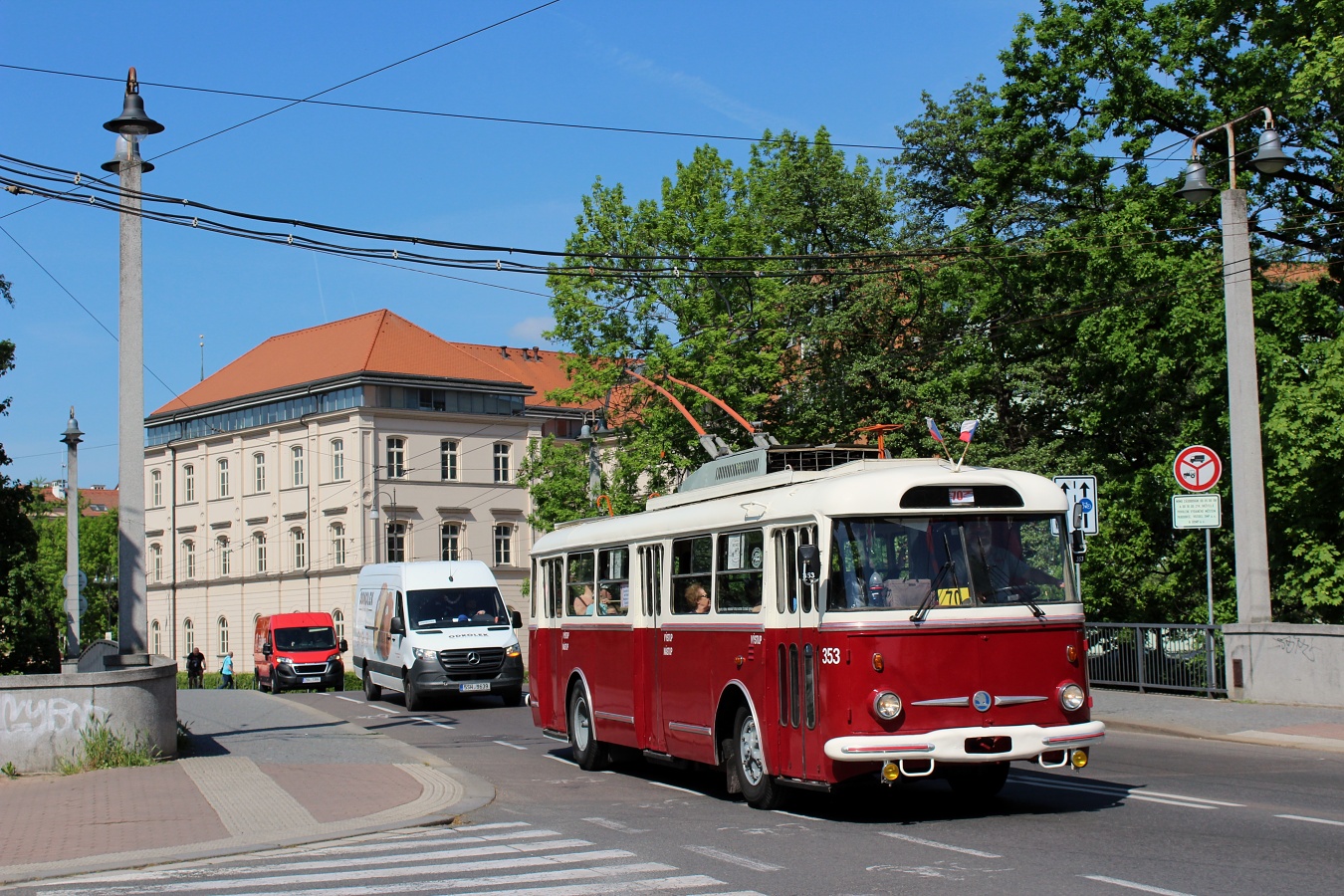 Пардубице, Škoda 9TrHT26 № 353; Пардубице — Празднование 70-летия троллейбусного движения в Пардубице