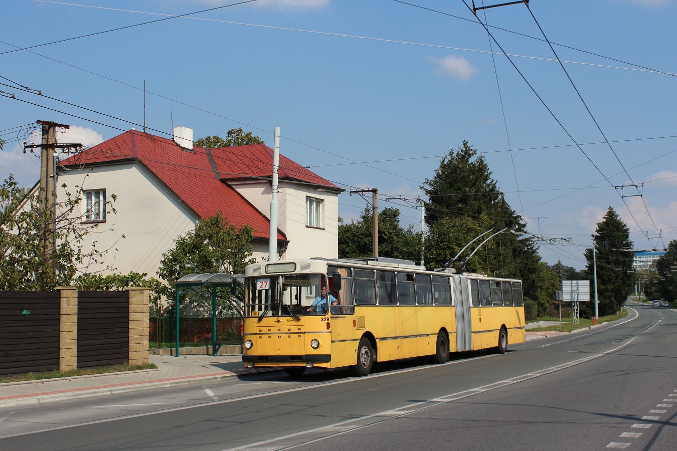 Pardubice, Sanos-Škoda S200Tr Nr 329