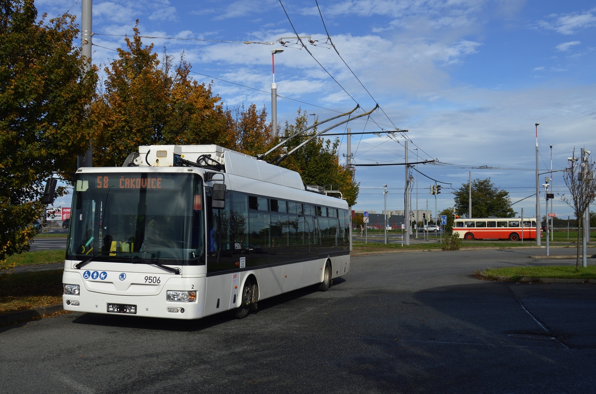 Прага, Škoda 30Tr SOR № 9506; Прага — 50 лет спустя – покатушки на троллейбусах и начало регулярной эксплуатации 58 маршрута