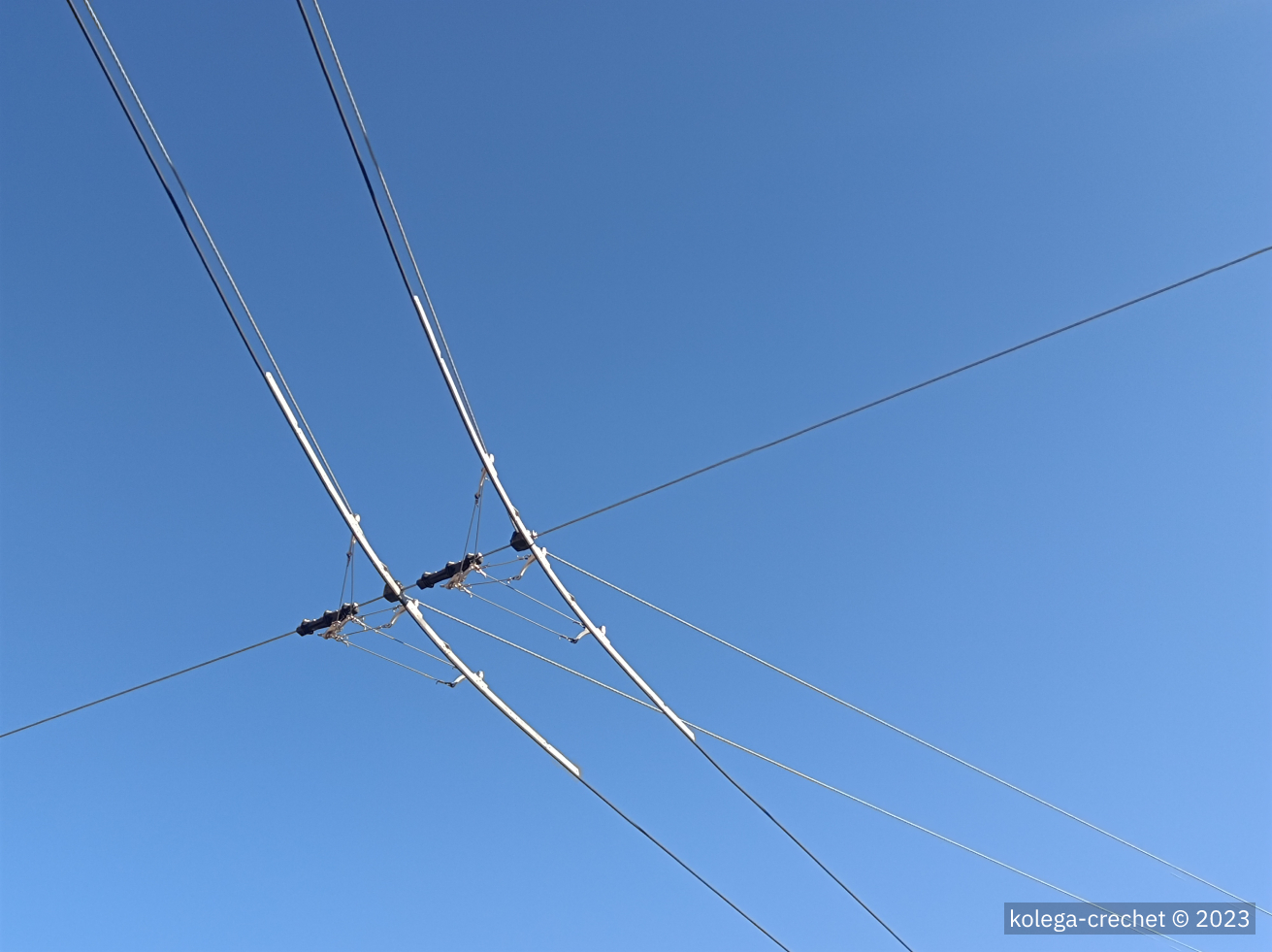 Контактная сеть, энергоснабжение и токосъём; Кастельон-де-ла-Плана — Троллейбусные линии и инфраструктура