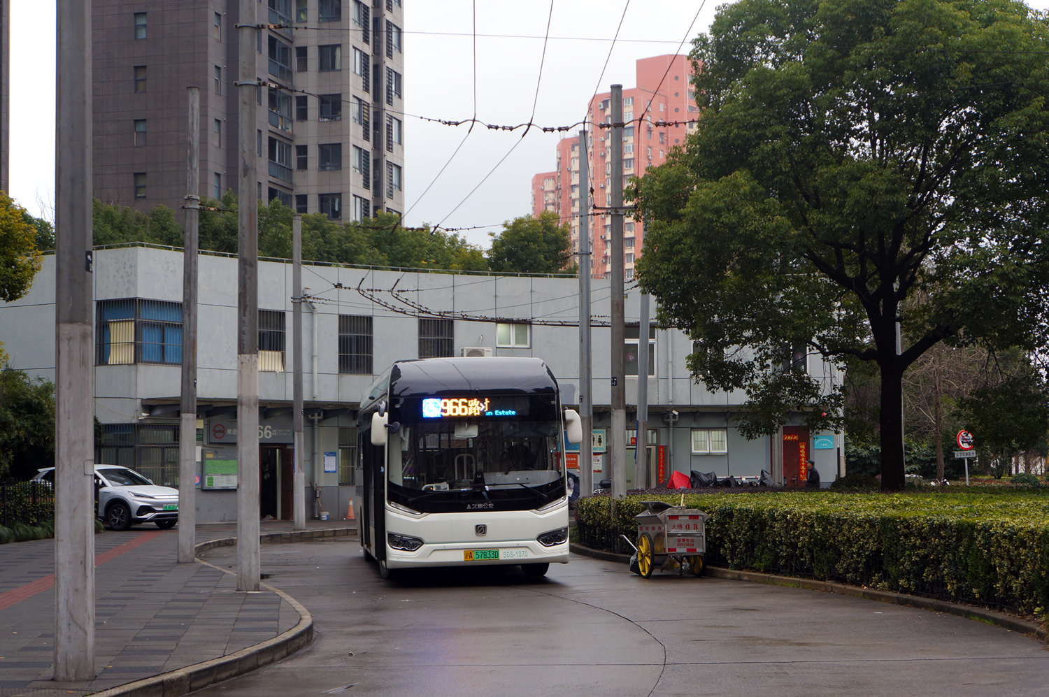 Шанхай, Sunwin SWB6109BEV98G (iEV10) № S0S-1070; Шанхай — Троллейбусные линии и инфраструктура