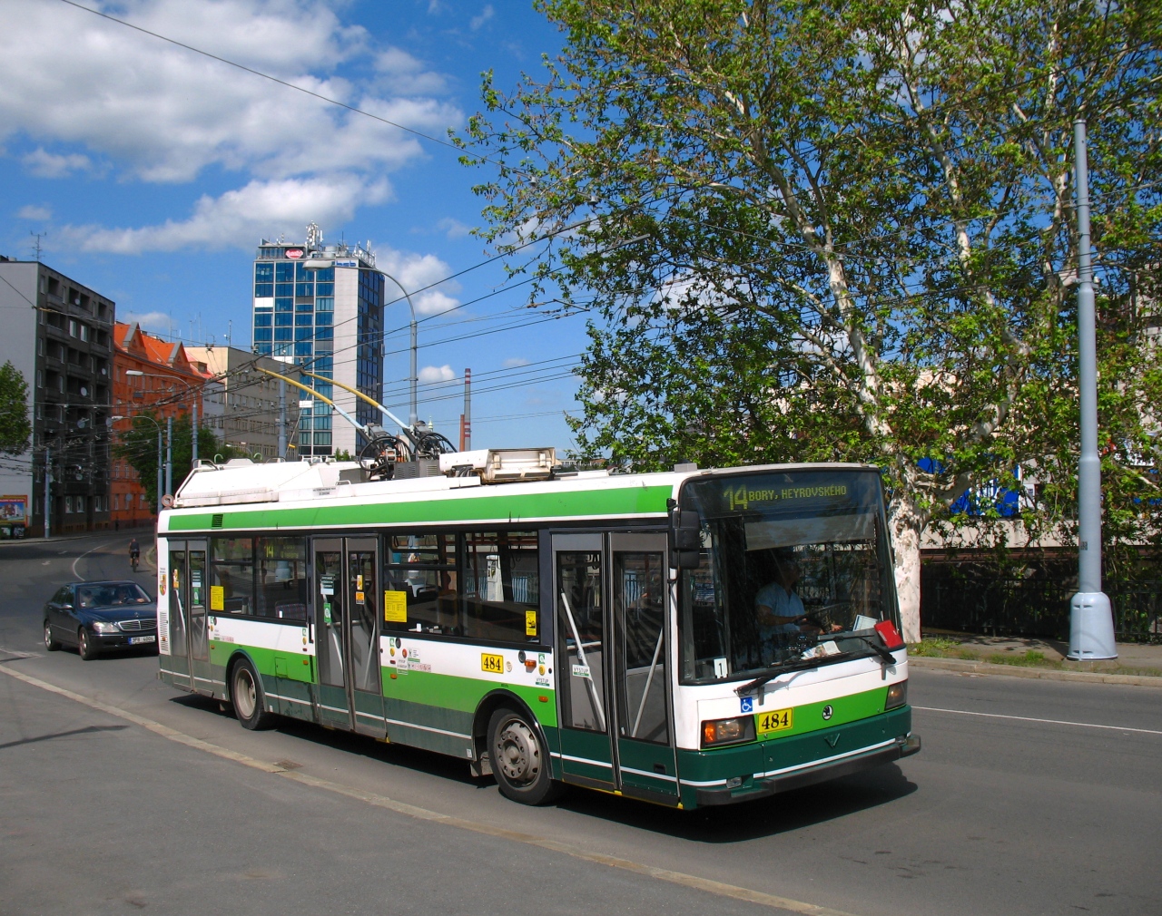 Plzeň, Škoda 21TrACI — 484