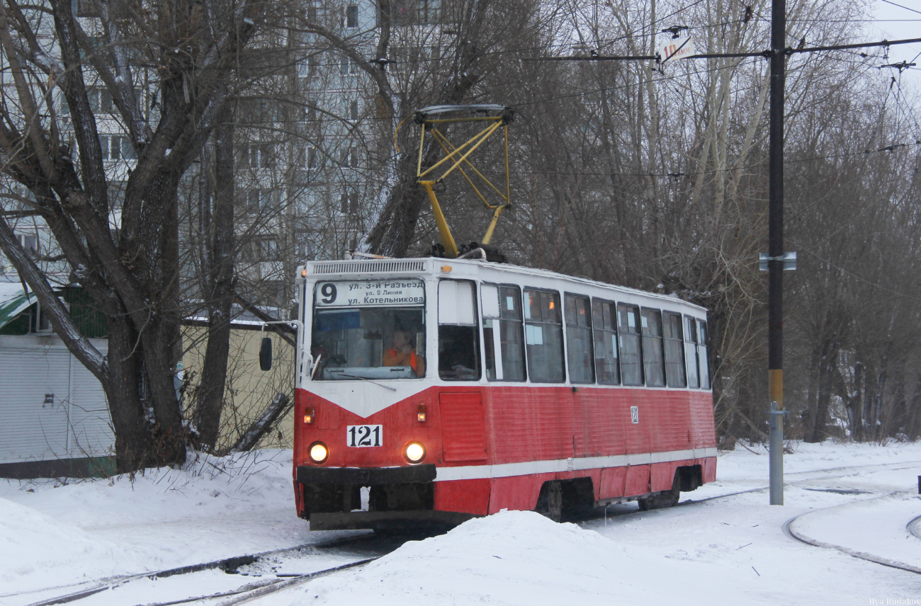 Омськ, 71-605 (КТМ-5М3) № 121