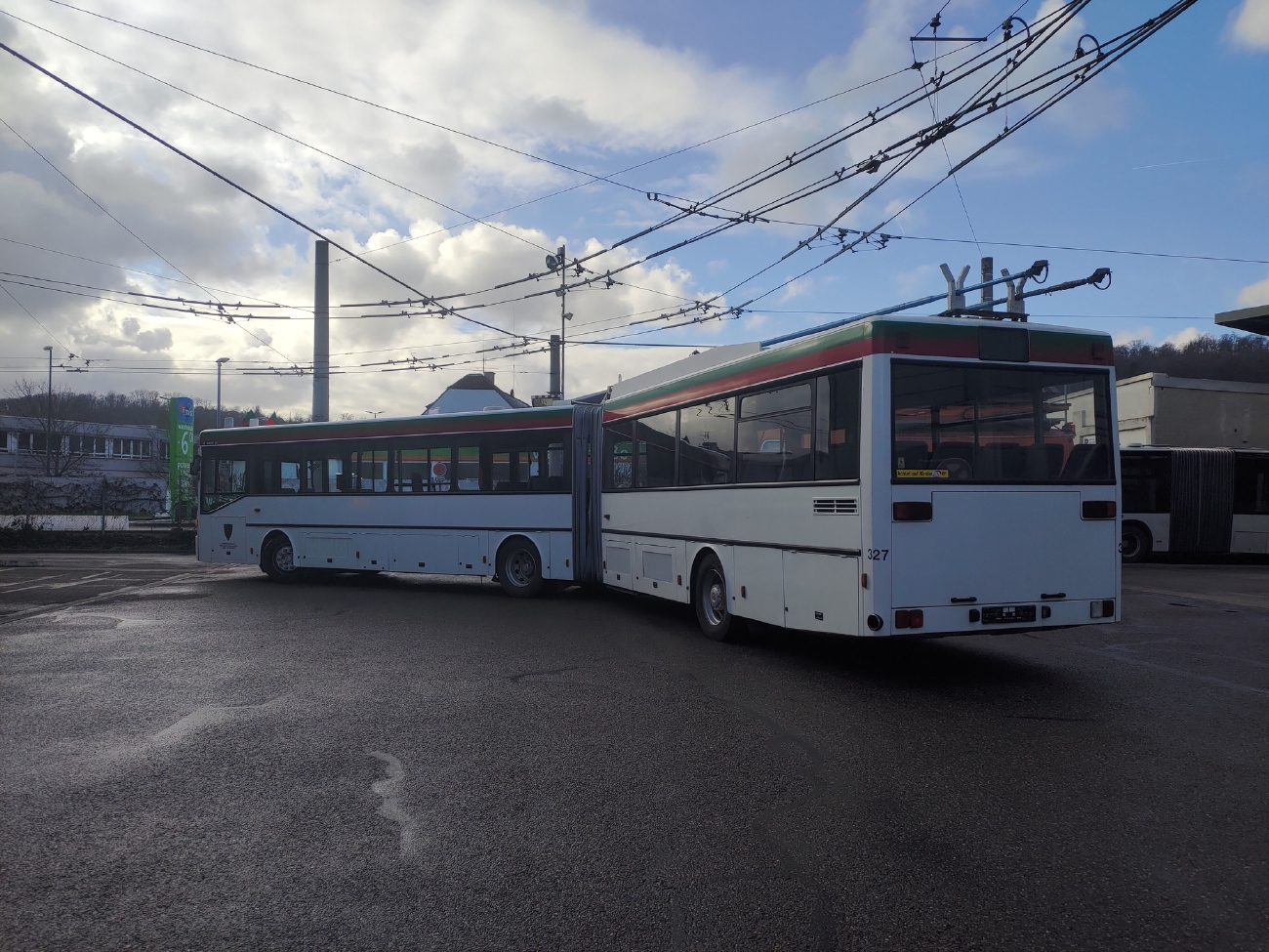 Эслинген, Mercedes-Benz O405GTD № 327