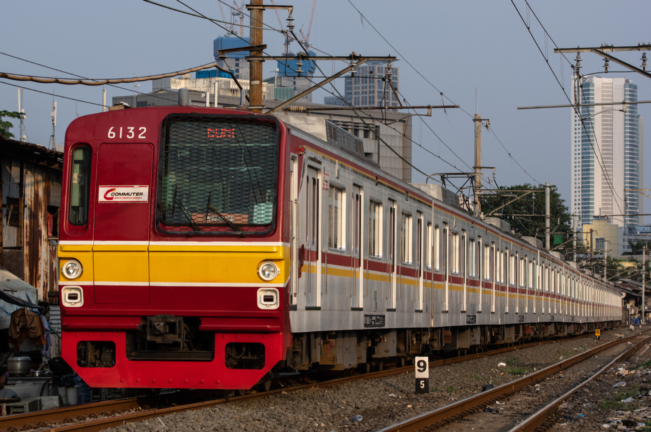 Джакарта, 東京メトロ6000系 Tokyo Metro 6000 series № 6X32