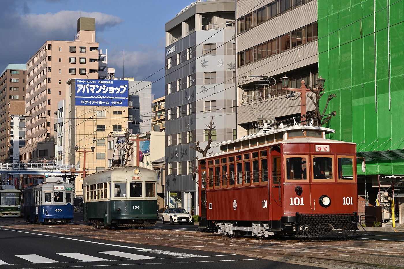 Хиросима, Hiroshima Electric Railway № 101; Хиросима, Hiroshima 150 series № 156; Хиросима, Kinami Sharyō № 653