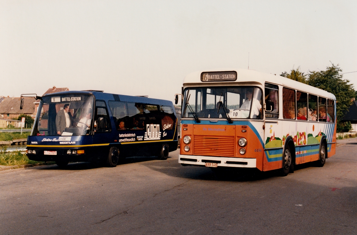 Антверпен — Trials in 1993 of a Neoplan electric bus in Mechelen.