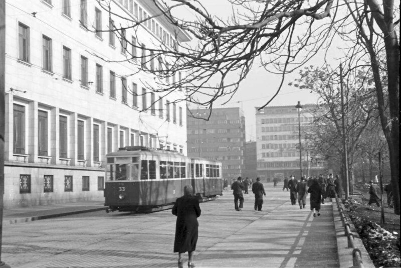 София, MAN-ДТО моторный № 33; София — Трамваен транспорт по време на Втората Световна Война (1943–1944)