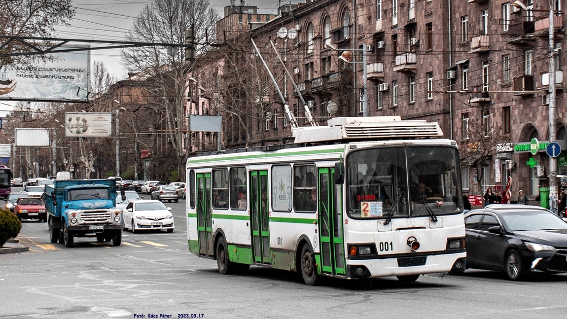 Ереван троллейбус. ЛИАЗ 5280. Ереван троллейбус ЛИАЗ. Городской транспорт.