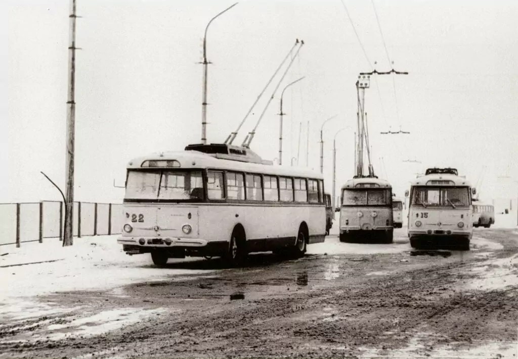 Ровно, Škoda 9Tr19 № 22; Ровно, Škoda 9Tr19 № 003; Ровно, Škoda 9Tr19 № 15; Ровно — Исторические фотографии