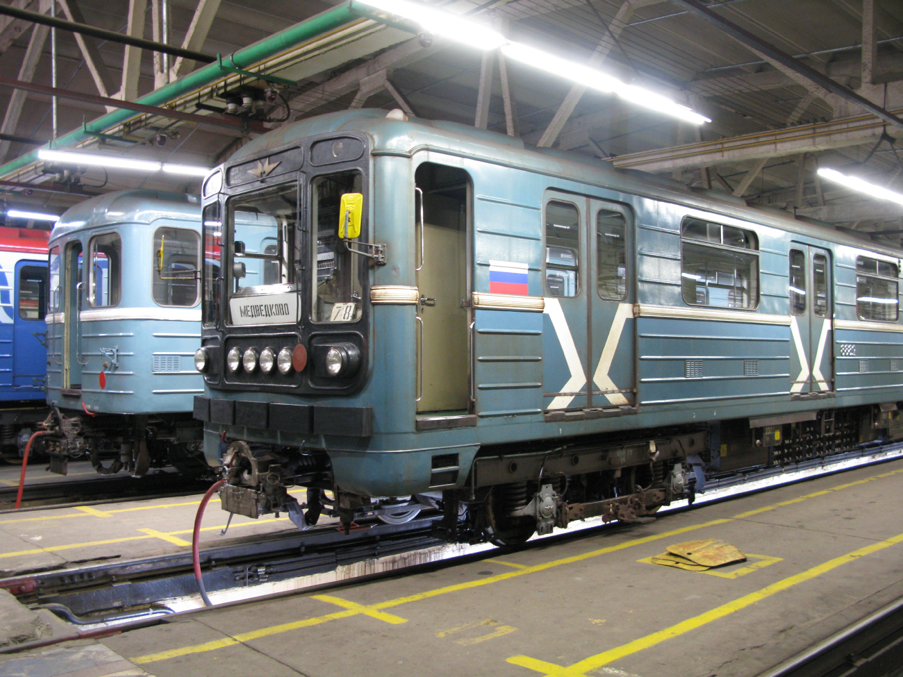 Moscova, 81-717.5 (LVZ/VM) nr. 8882; Moscova — Metro — [6] Kaluzhsko-Rizhskaya Line; Moscova — Metro — Vehicles — Type 81-717/714 and modifications