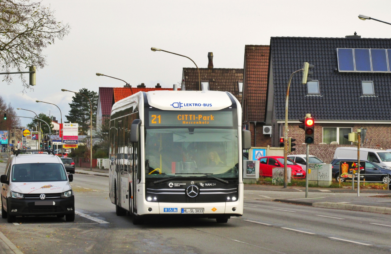 Lübeck, Mercedes-Benz eCitaro № 811
