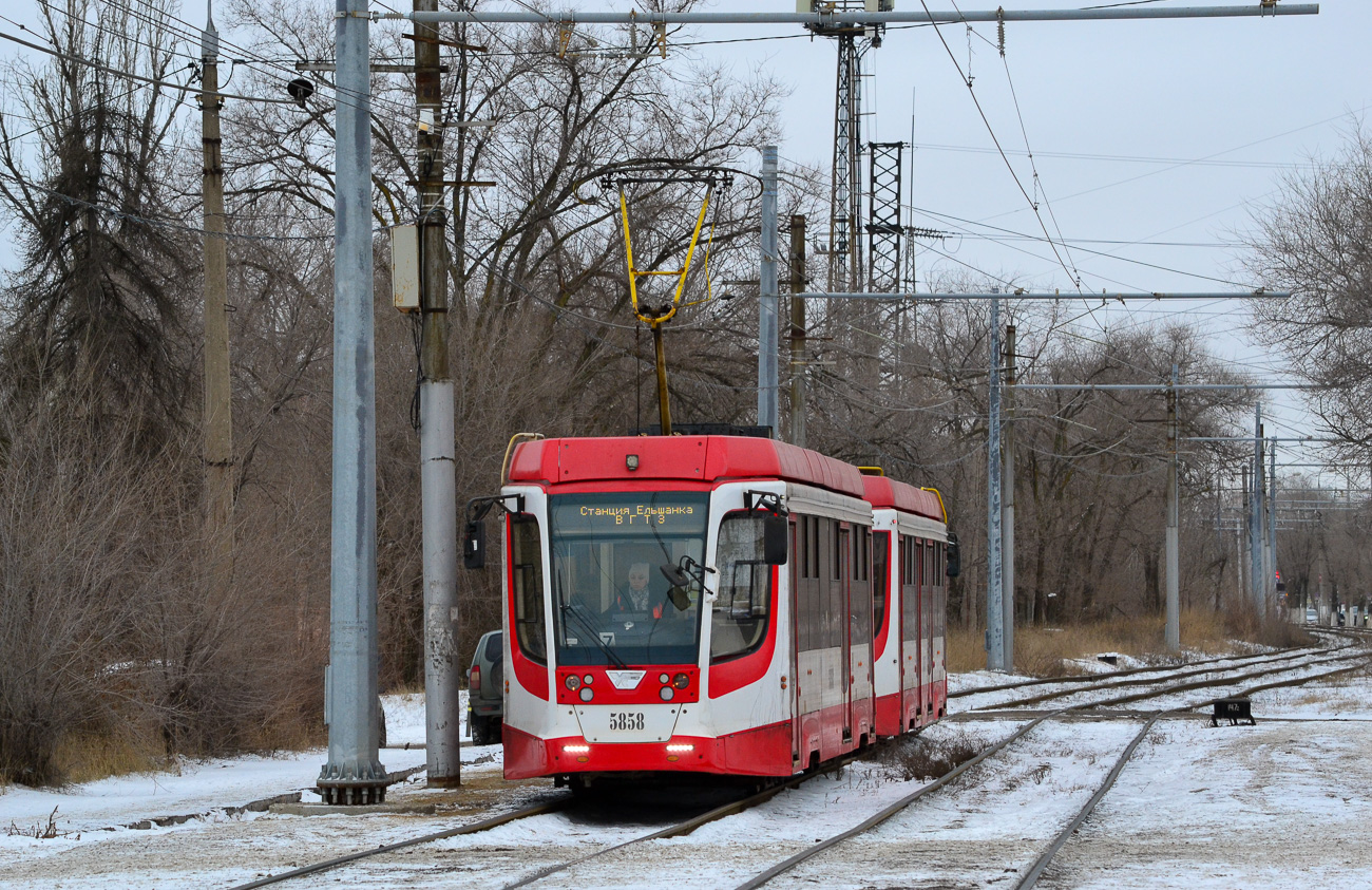 Волгоград, 71-623-03 № 5858