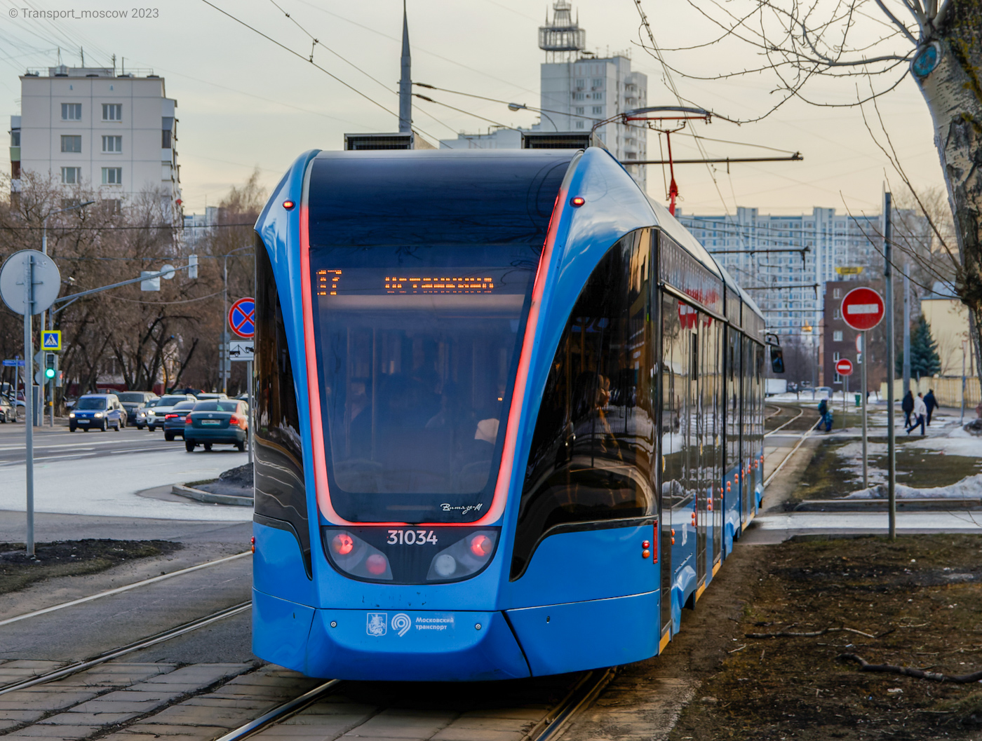 Трамвай метрополитен