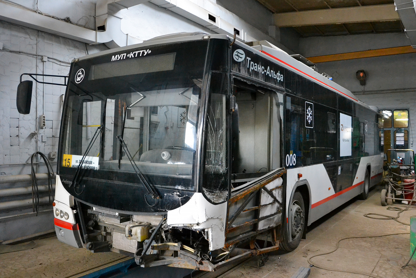 Krasnodar, VMZ-5298.01 “Avangard” č. 008
